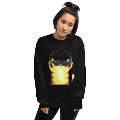 Black swearshirt with Cat and headphones